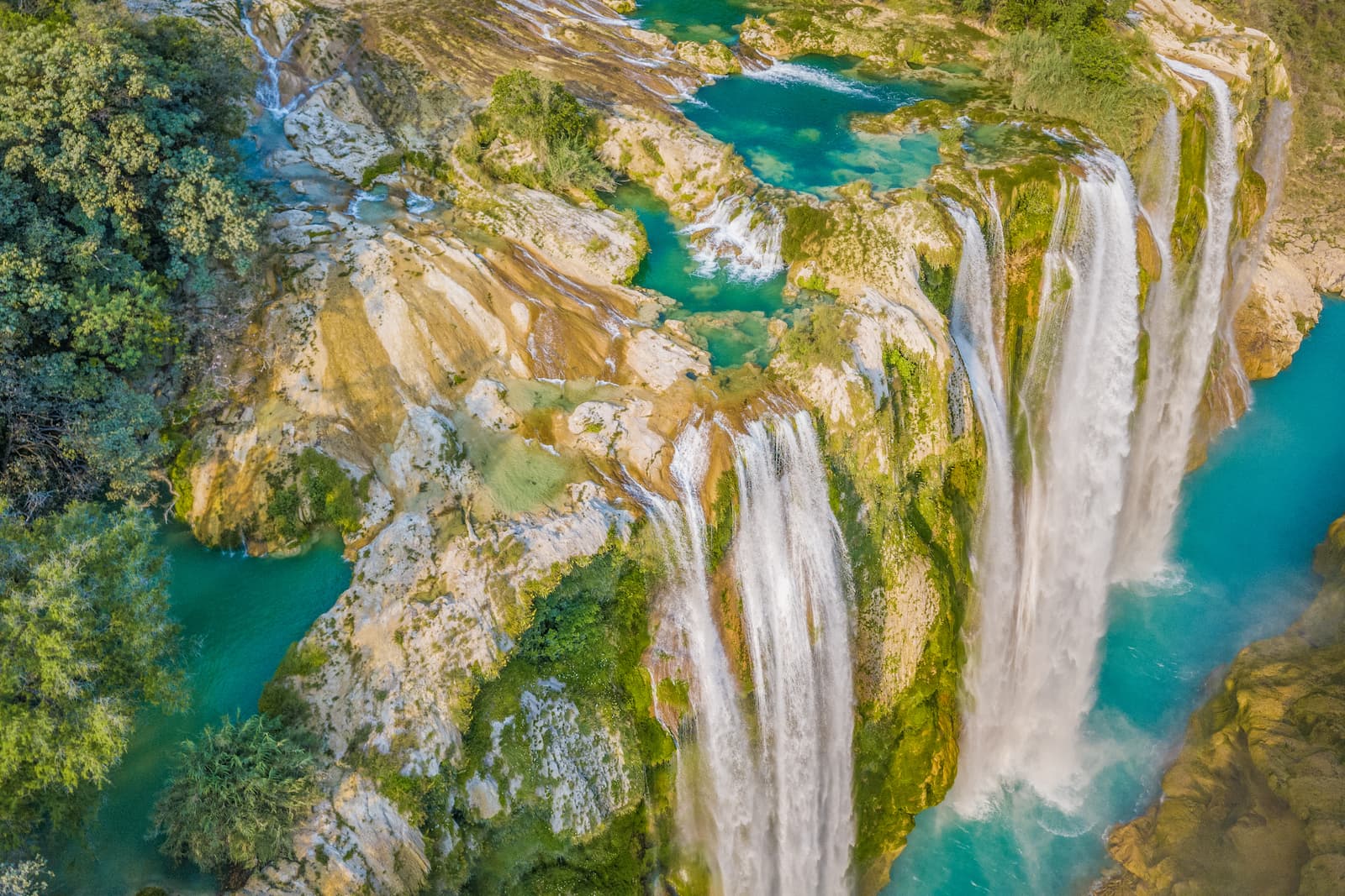 Cascada de Tamul mantendrá su nivel de agua tras oportuna intervención: SECTUR
