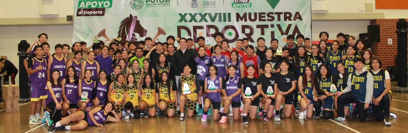 CON APOYO ESTATAL CULMINA LA MUESTRA DEPORTIVA DE COBACH