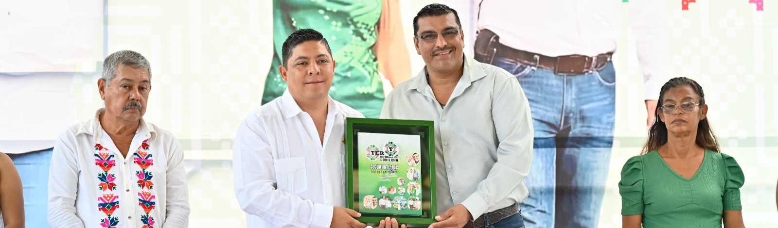 RICARDO GALLARDO ANUNCIA MÁS APOYO A FAMILIAS DE AQUISMÓN