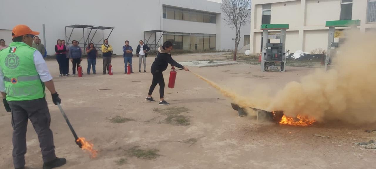 GOBIERNO CAPACITA A CIUDADANOS EN CURSOS BÁSICOS DE PROTECCIÓN CIVIL