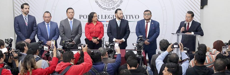 FIRMAN CONVENIOS REPRESENTANTES DE LOS TRES PODERES Y EL CEEPAC