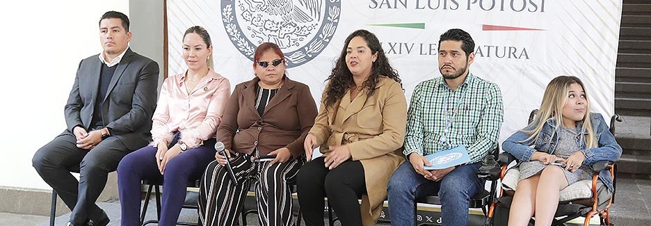 CONGRESO PRESENTÓ LA MUESTRA FOTOGRÁFICA “MUJERES CON DISCAPACIDAD”
